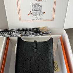Hermes Bags Top Quality Evelyne 17cm

