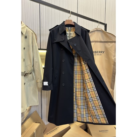 Burberry coat
uk4，6，8，10，12