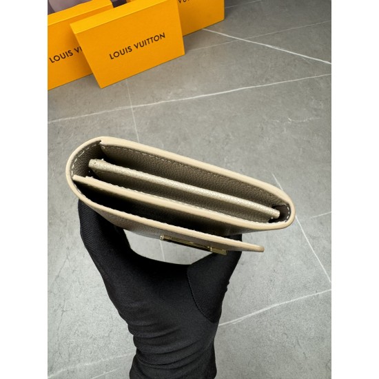 LV Bags High Quality Flip Wallet
