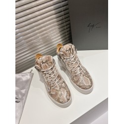 CL Shoes Casual shoes

 Top Quality