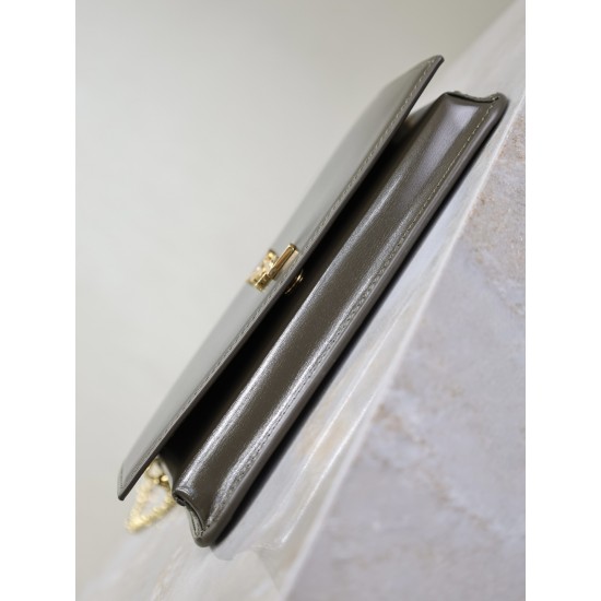 YSL Bags Top Quality
18x11x2cm