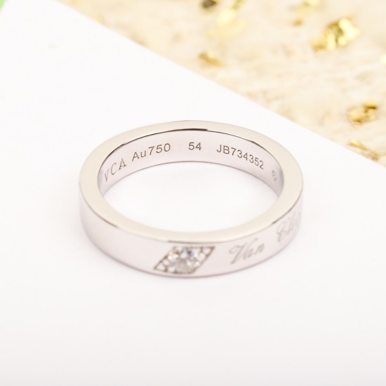 Van Cleef Jewelry Ring