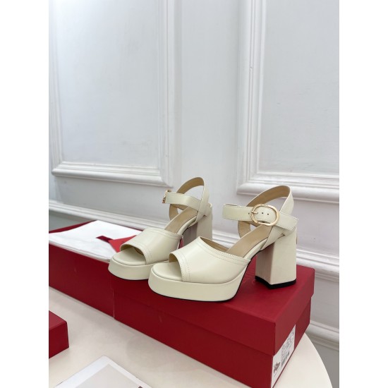 Valentino Shoes Top Quality