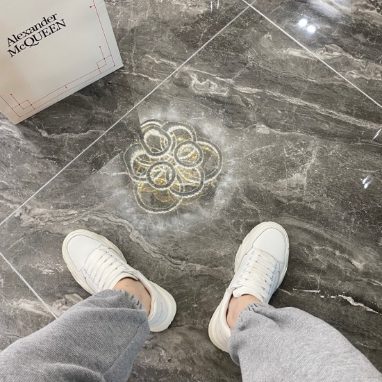 McQueen Shoes
 Top Quality
