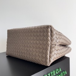 BV Bags Top Quality ANDIAMO 743575