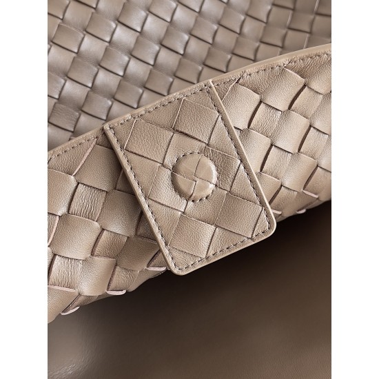 BV Bags Top Quality ANDIAMO 743575