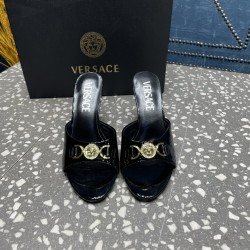 Versace Shoes Fashion shoes
 Top Quality