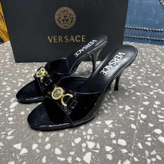 Versace Shoes Fashion shoes
 Top Quality