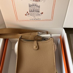 Hermes Bags Top Quality Evelyne 17cm
