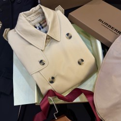 Burberry coat
uk4，6，8，10，12