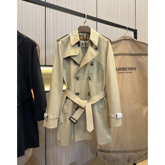 Burberry coat
uk4，6，8，10，12