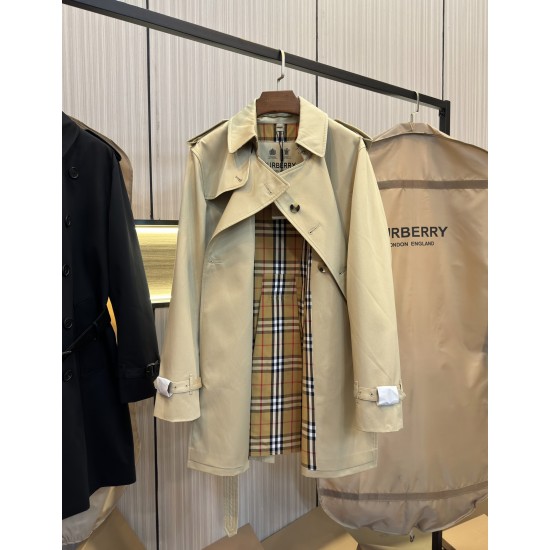 Burberry coat
uk4，6，8，10，12