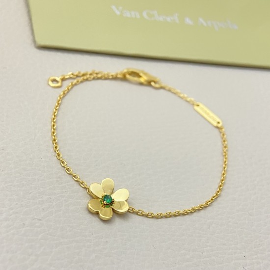 Van Cleef Jewelry High Quality