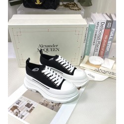 McQueen Shoes High Quality
women 35-40 

men 39-44