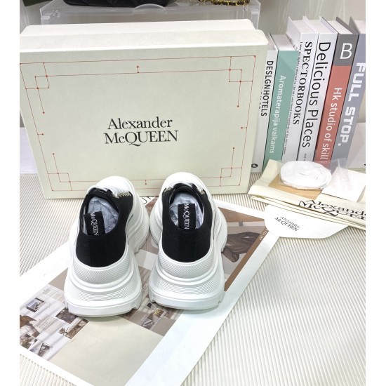 McQueen Shoes High Quality
women 35-40 

men 39-44