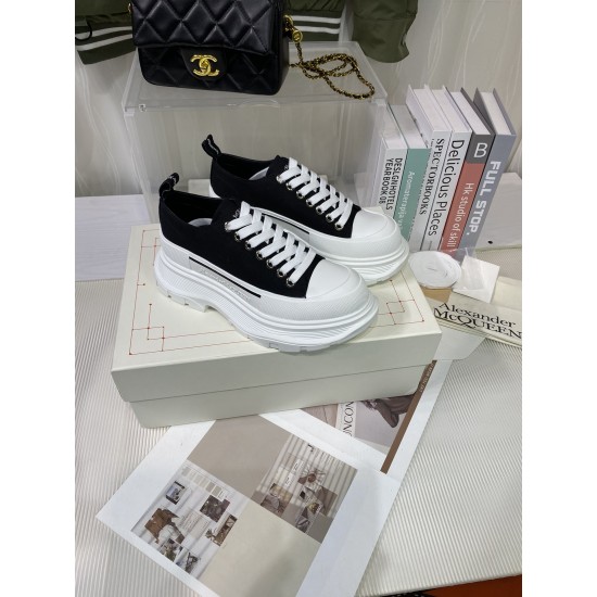McQueen Shoes High Quality
women 35-40 

men 39-44