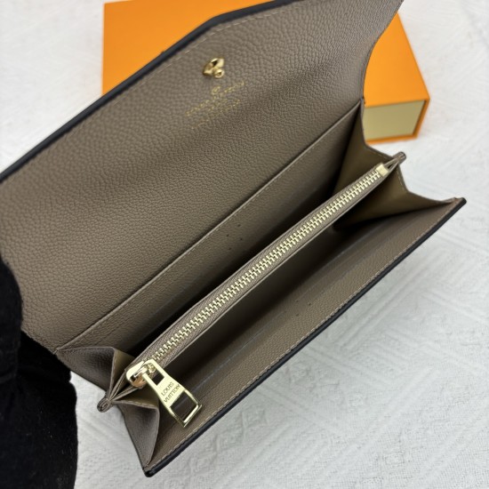 LV Bags High Quality Flip Wallet
