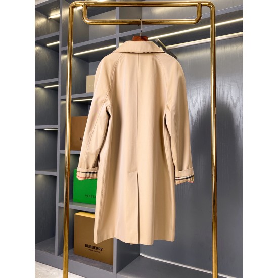 Burberry coat
uk4，6，8，10，12