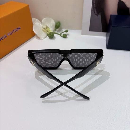LV Glasses