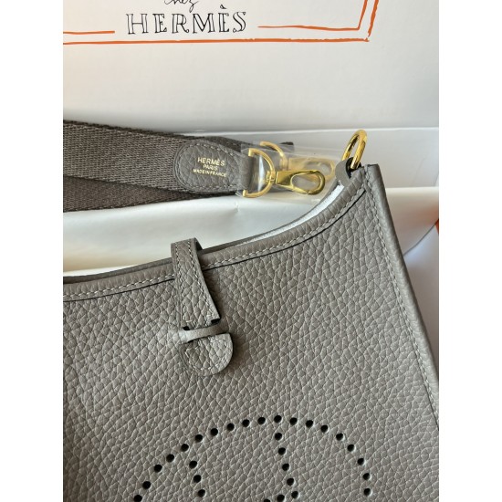 Hermes Bags Top Quality Evelyne 17cm
