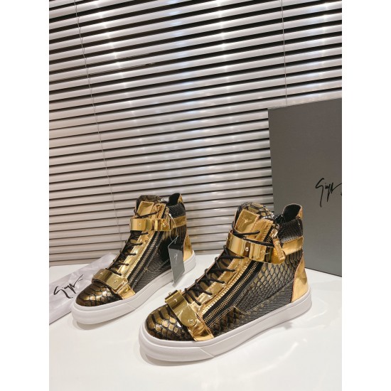 CL Shoes Casual shoes

 Top Quality