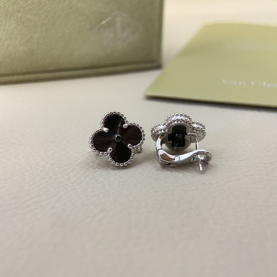 Van Cleef Jewelry High Quality