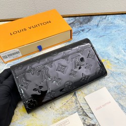 LV Bags High Quality Flip Wallet
