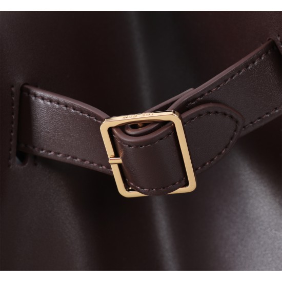 The Row Bags Top Quality
Small:26.20.18
Big:38.26.23