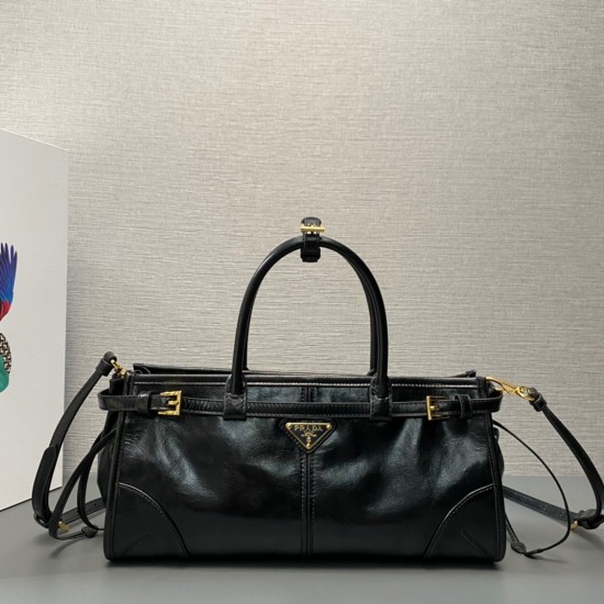 Prada Bags Top Quality
32x15.5x12cm