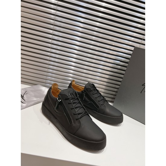 CL Shoes Casual shoes

 Top Quality