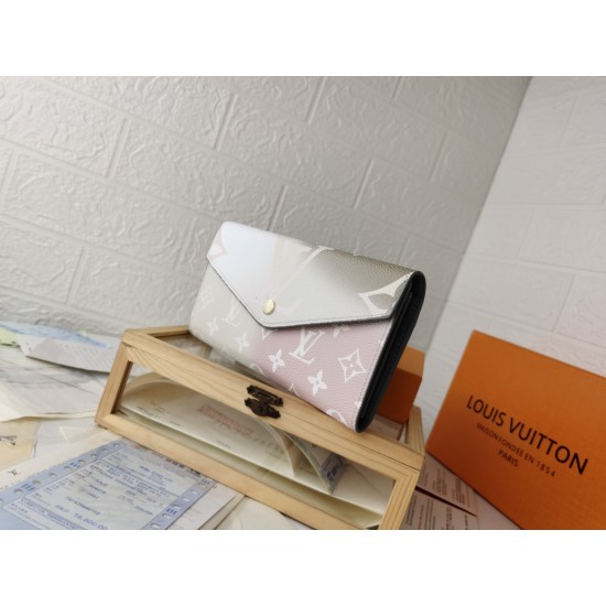 LV Bags High Quality Flip Wallet
