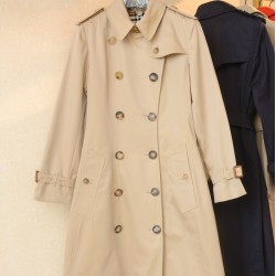Burberry coat
uk4，6，8，10，12