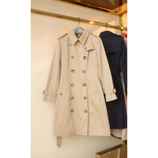 Burberry coat
uk4，6，8，10，12