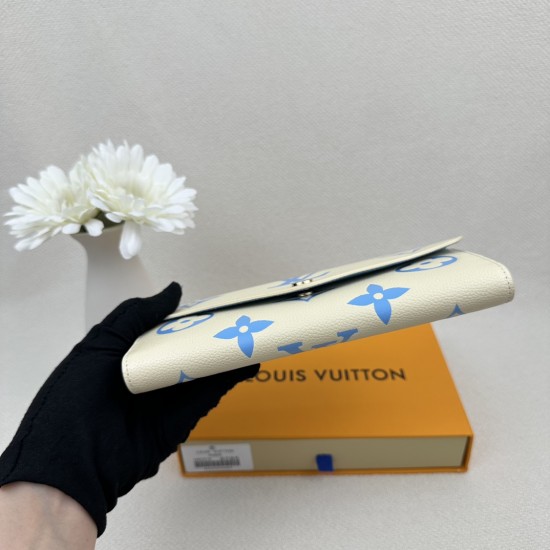 LV Bags High Quality Flip Wallet
