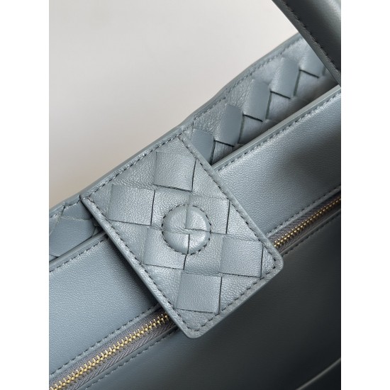 BV Bags Top Quality ANDIAMO 743575