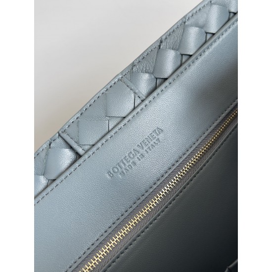 BV Bags Top Quality ANDIAMO 743575