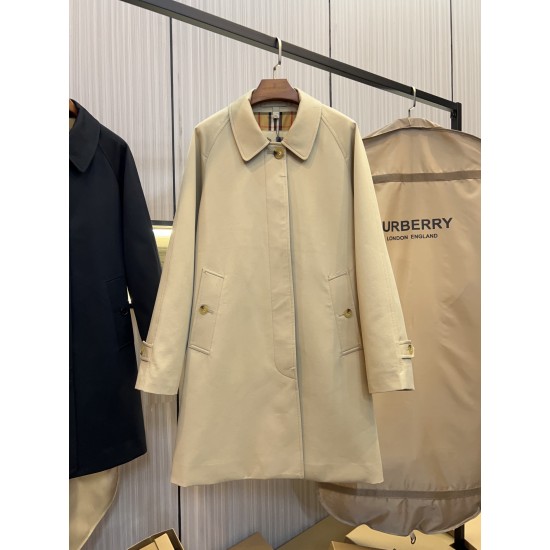 Burberry coat
uk4，6，8，10，12