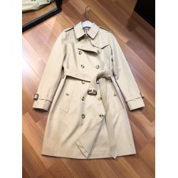 Burberry coat
uk4，6，8，10，12