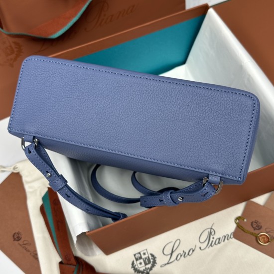 LP Bags Top Quality Size: 23 × 8 × 22cm