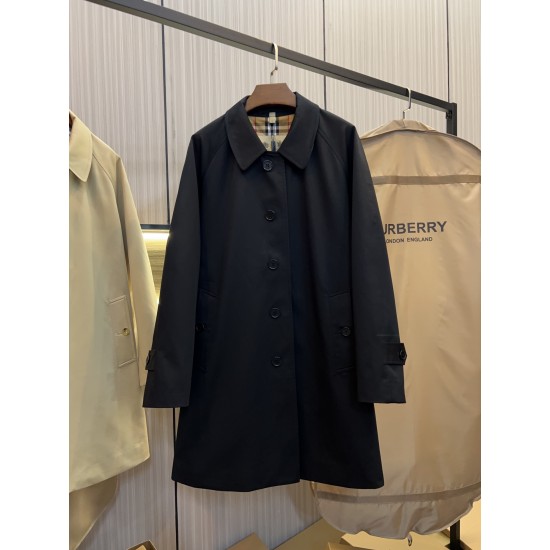 Burberry coat
uk4，6，8，10，12
