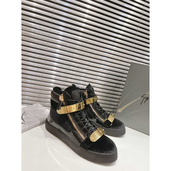 CL Shoes Casual shoes

 Top Quality