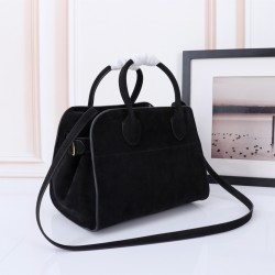 The Row Bags Top Quality
Small:26.20.18
Big:38.26.23