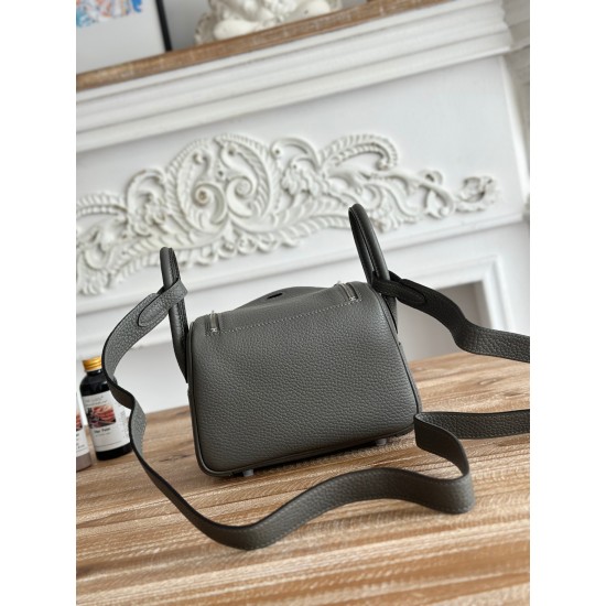 Hermes Bags Top Quality lindy琳迪
19cm $240