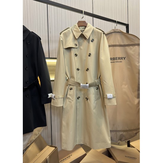 Burberry coat
uk4，6，8，10，12
