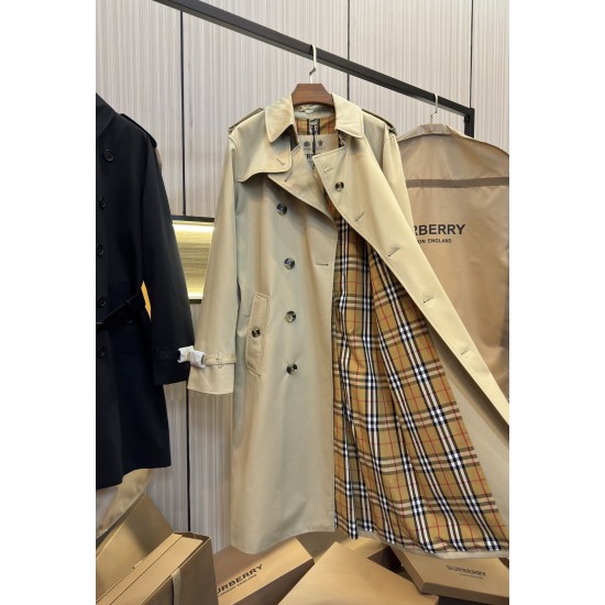 Burberry coat
uk4，6，8，10，12