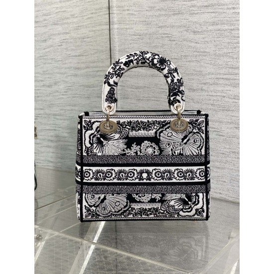 Dior Bags Top Quality
Five Grid