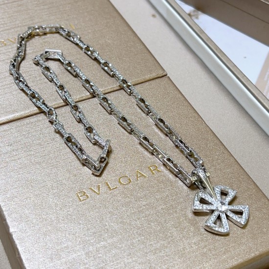 Bvlgari Jewelry Necklace