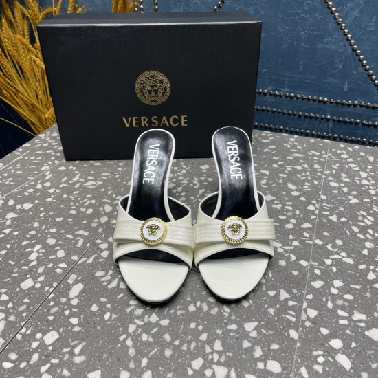 Versace Shoes Fashion shoes
 Top Quality
