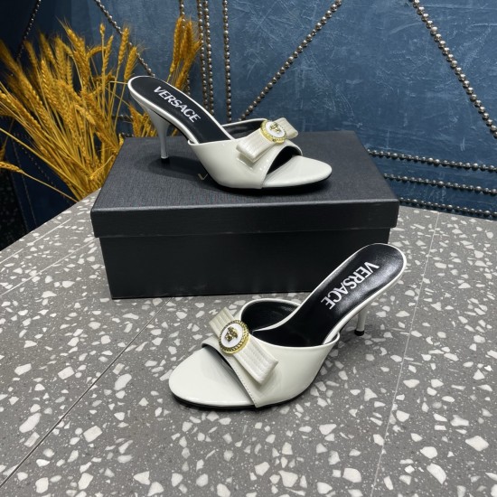 Versace Shoes Fashion shoes
 Top Quality