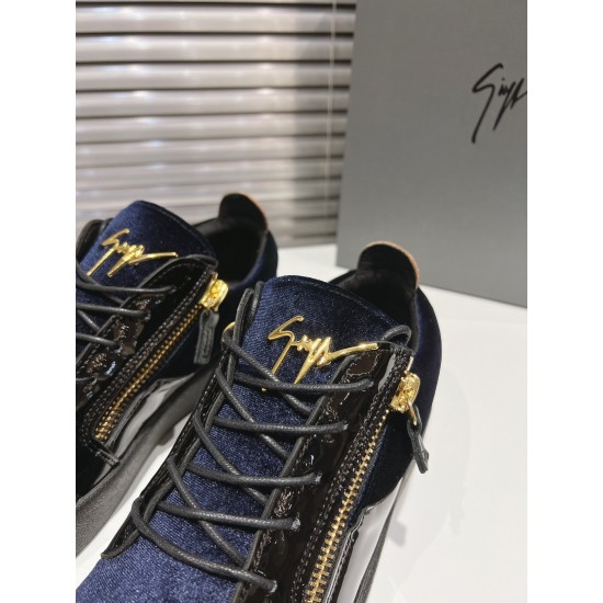 CL Shoes Casual shoes

 Top Quality